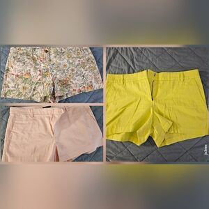 GAP Floral Women Shorts - Multicolor